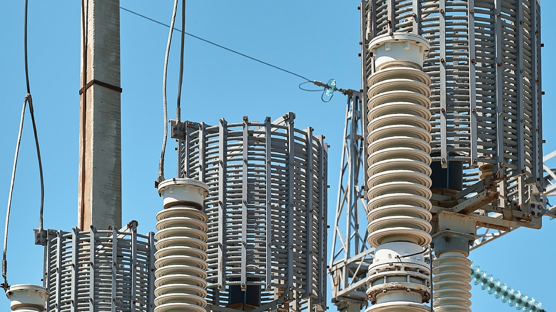 如何選擇最佳油漆來防腐變壓器油箱？